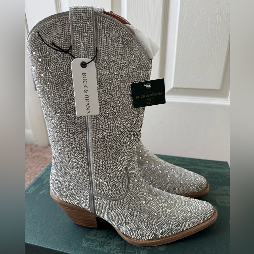 NEW Buck & Brana Dorothy Crystals Western Boot, Size 8